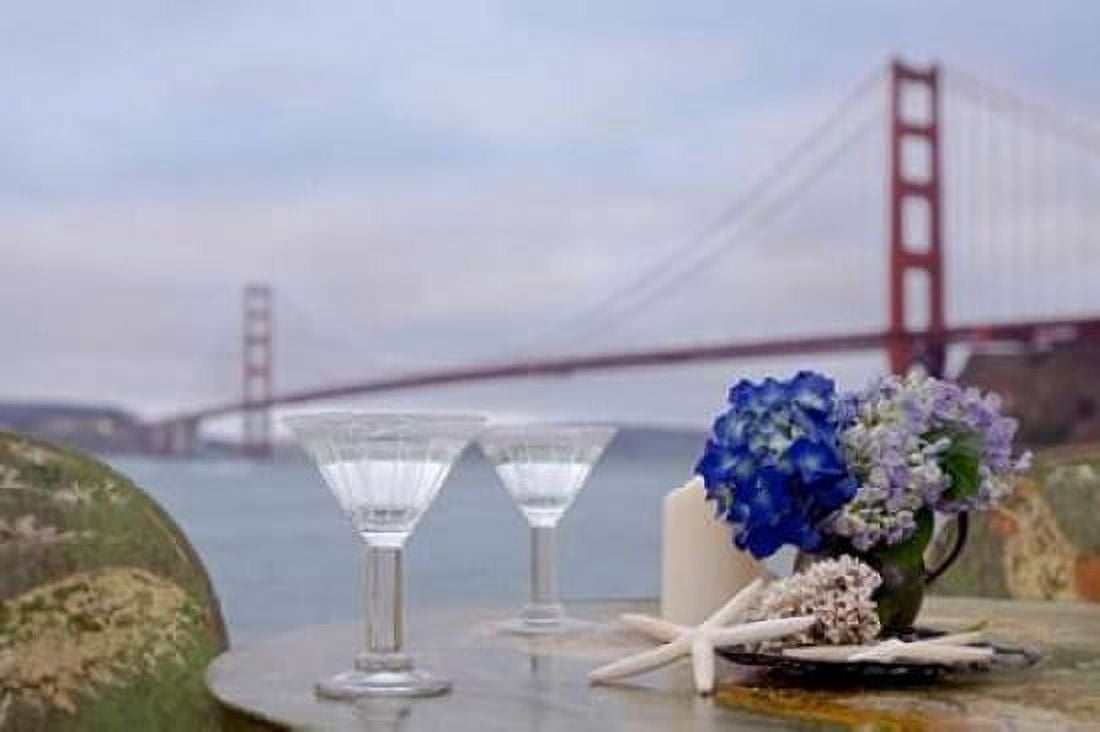 Dream Cafe Golden Gate Bridge - 63 Canvas Art - Alan Blaustein (12 x 18)
