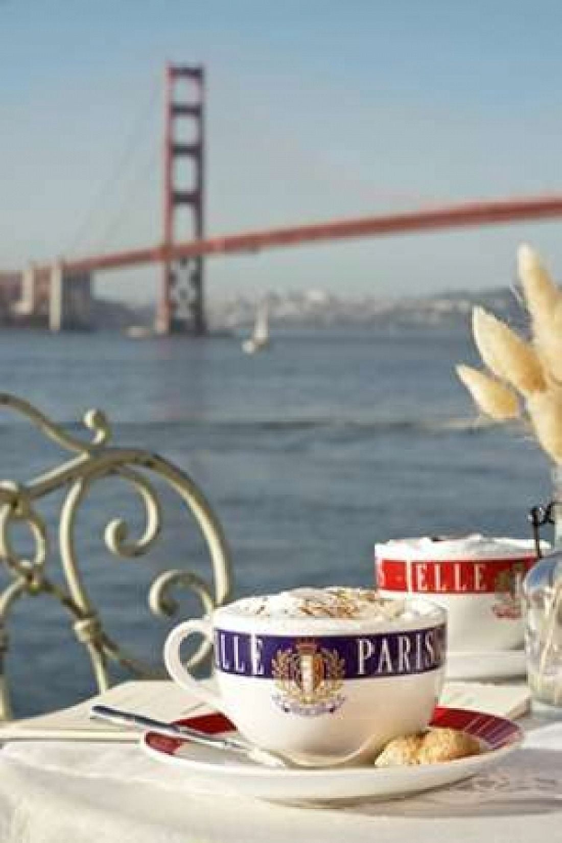 Dream Cafe Golden Gate Bridge - 76 Canvas Art - Alan Blaustein (12 x 18)