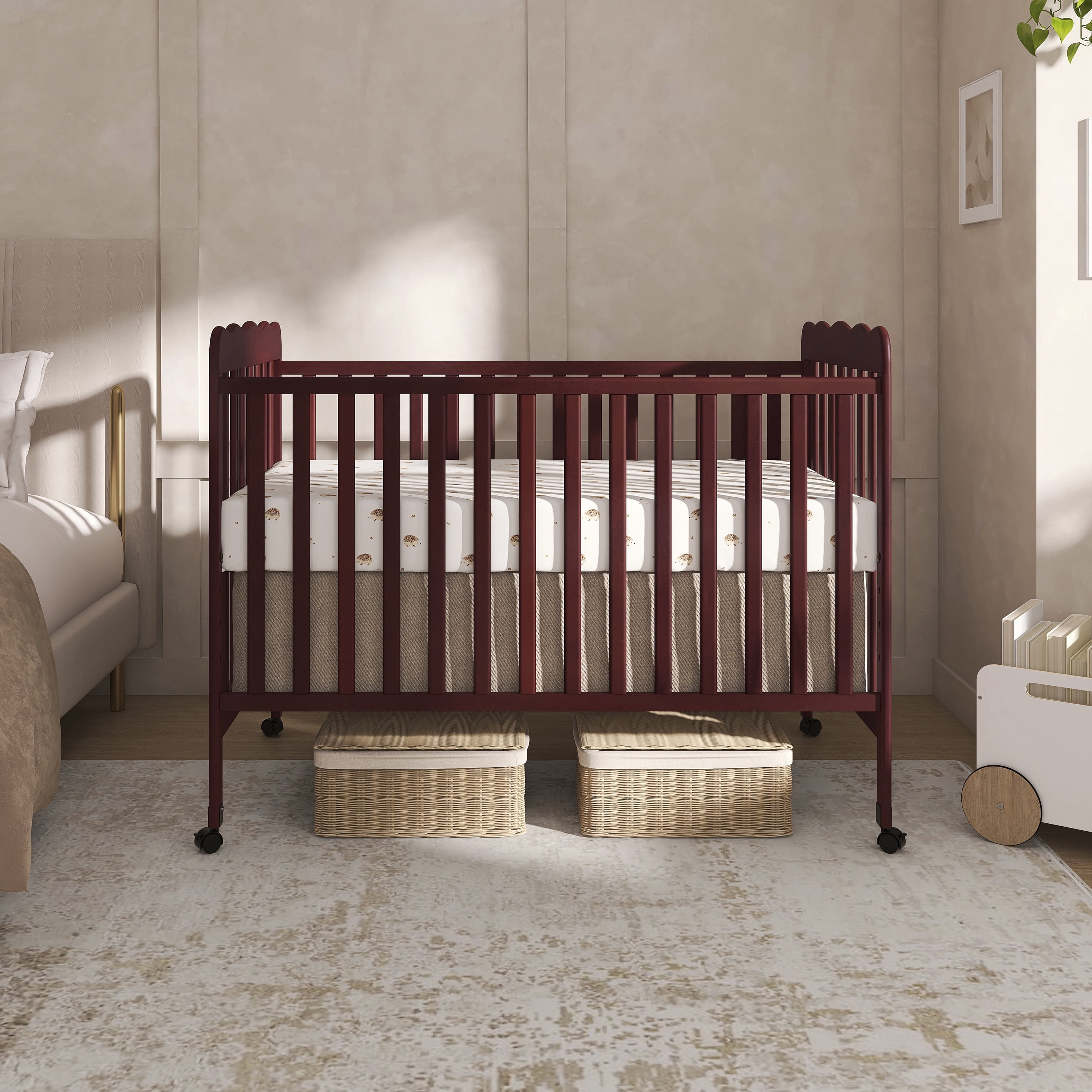Dream On Me Carson Classic 3-in-1 Portable Crib in Espresso, Removable Wheels, Converts from Baby Crib to Toddler Bed, Day Bed and Kids Sofa, Three Adjustable Mattress Height Positions