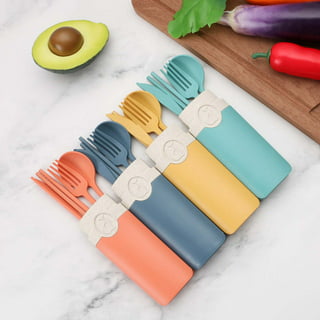 Hitseon Silicone Utensil Case, Magnetic Waterproof Silverware Case for  Utensil Set, Lightweight Reusable Utensil Holder for Lunch Box Camping  Cutlery