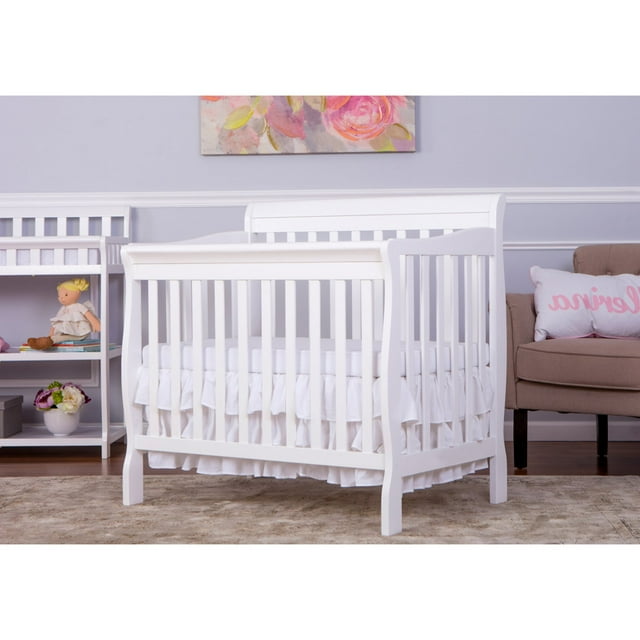 Dream On Me 2in1 Convertible Sleigh Crib