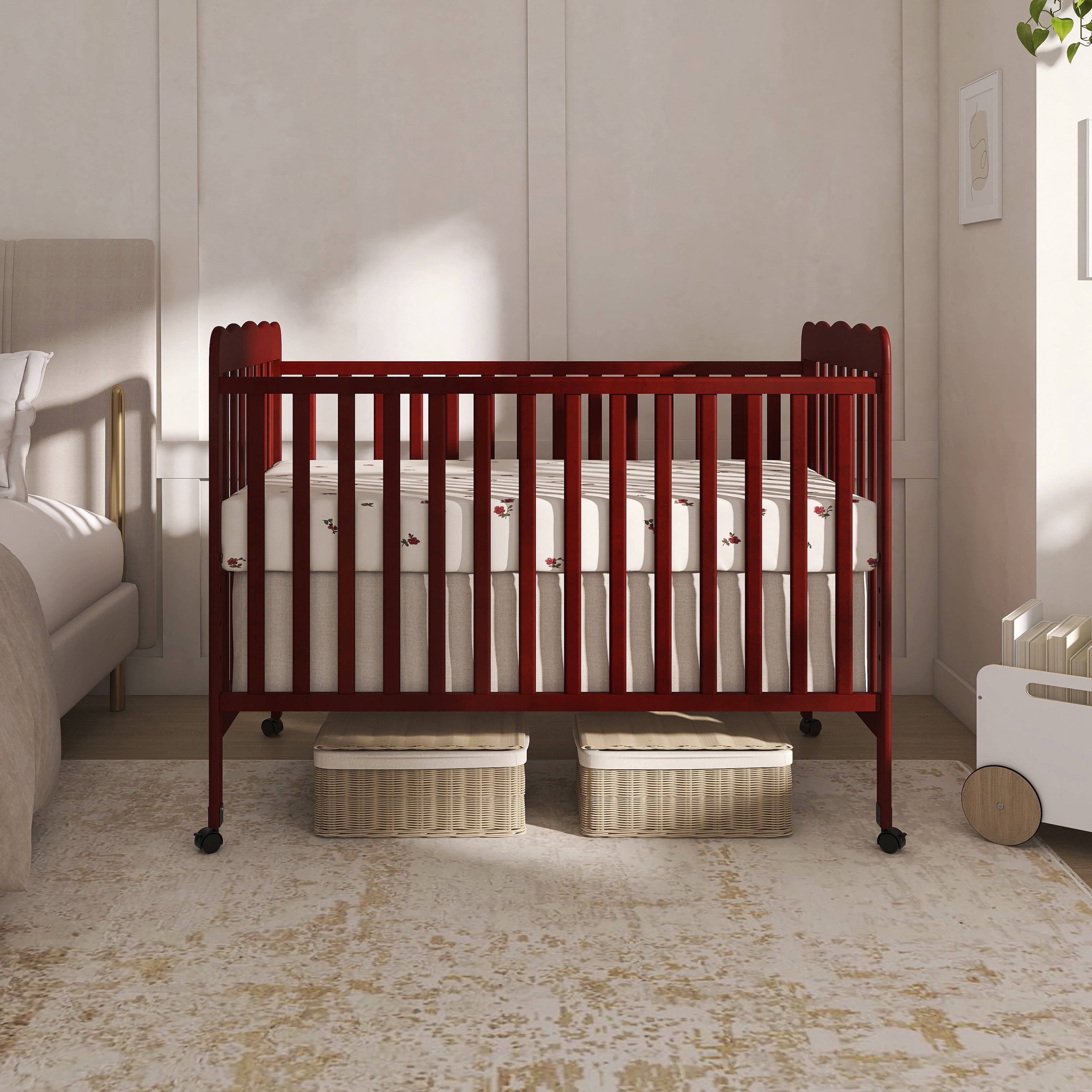 Dream On Me Carson Classic 3 In 1 Convertible Crib in Cherry