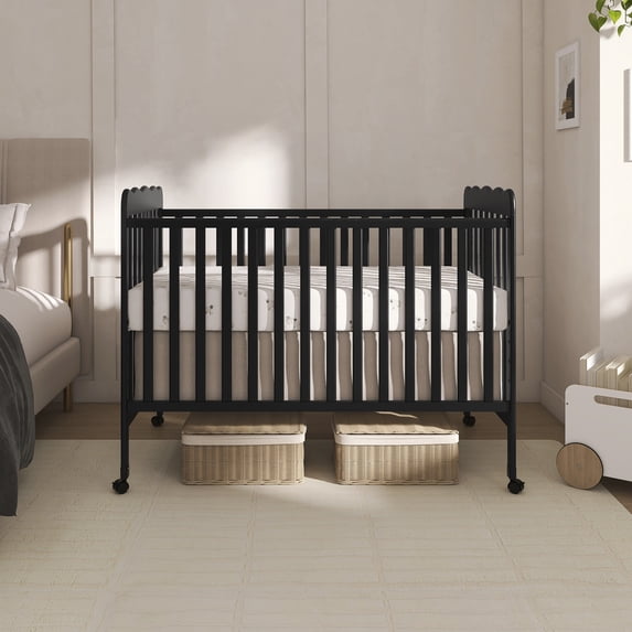 Dream On Me Carson Classic 3-in-1 Portable Crib in Black, Removable Wheels, Converts from Baby Crib to Toddler Bed, Day Bed and Kids Sofa, Three Adjustable Mattress Height Positions