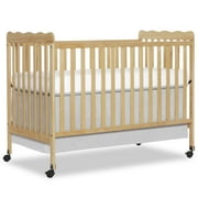 Dream On Me Carson Classic 3-in-1 Portable Crib in Natural, Removable Wheels, Converts from Baby Crib to Toddler Bed, Day Bed and Kids Sofa, Three Adjustable Mattress Height Positions