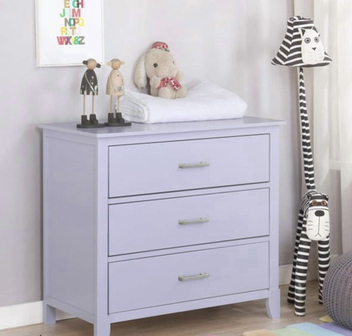 dream on me dresser grey Universal Double Dresser