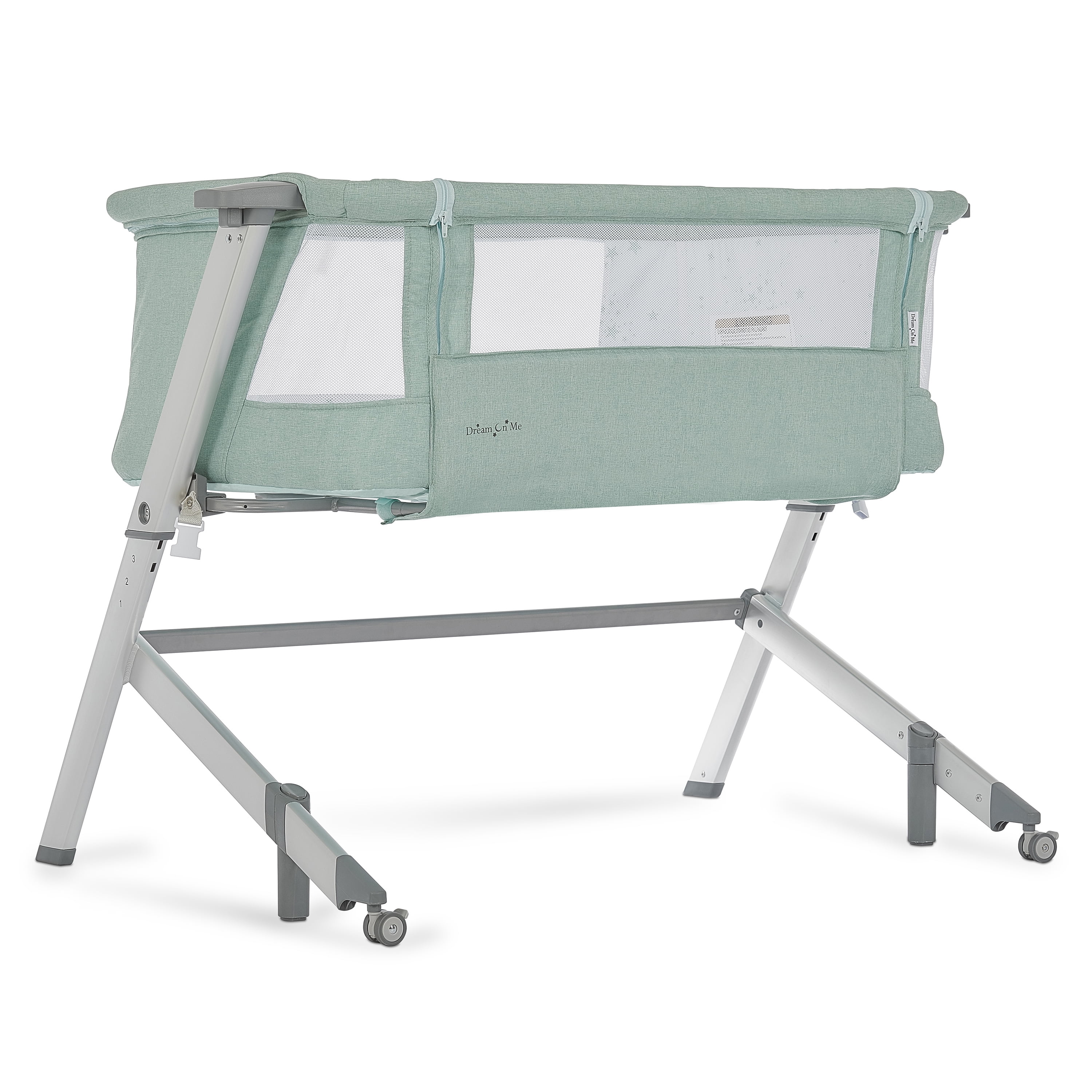Dream On Me Skylar Bassinet in Mint