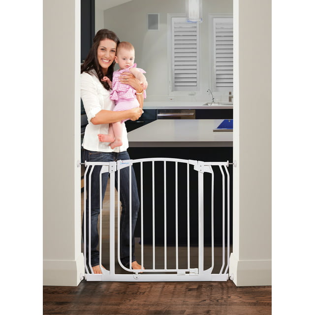 Dreambaby Chelsea Auto Close Stay Open Security Gate With Two 3.5" Extensions-Finish:White