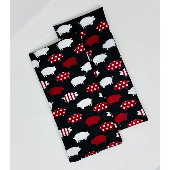 Drew Derose Designs whimsical pig 2 towel set