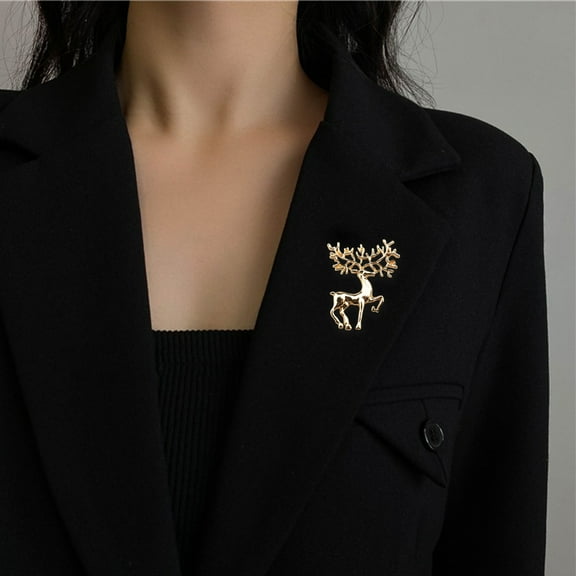 Dserhfy Xmas Brooch Festive Bright Luster Animal Shaped Versatile All-match Decoration Gifts Cute Cartoon Christmas Elk Brooch Pin Jewelry Clothing Accessories