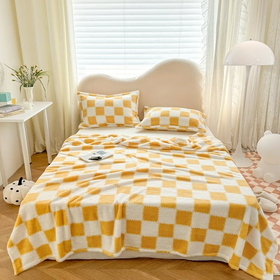 Dtchengua Luxuriously Soft Sherpa Fleece Blanket, Plush Throw for Sofa, Movie Nights, or Extra Bed Warmth, 47 by 79 Inches,Yellow