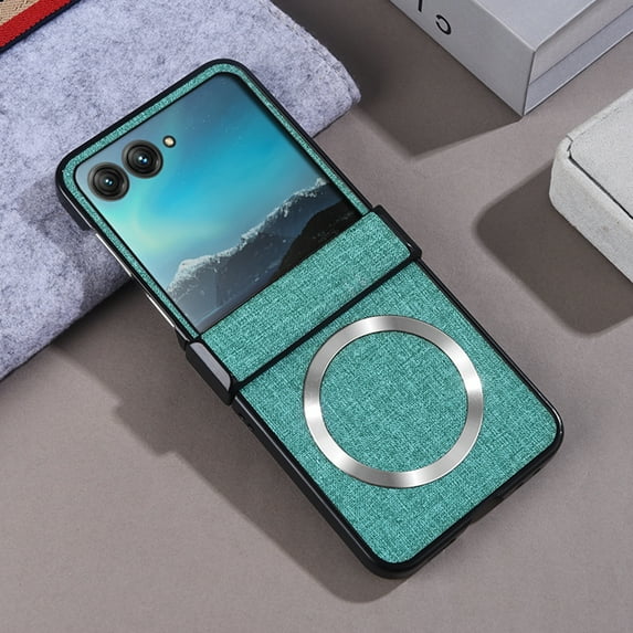 Dteck Magnetic Leather Case for Motorola Razr Ultra 2025,Shockproof Hinge Protection Case Compatible with Mag Safe Hard PC Cover for Motorola Razr Ultra 2025,Green