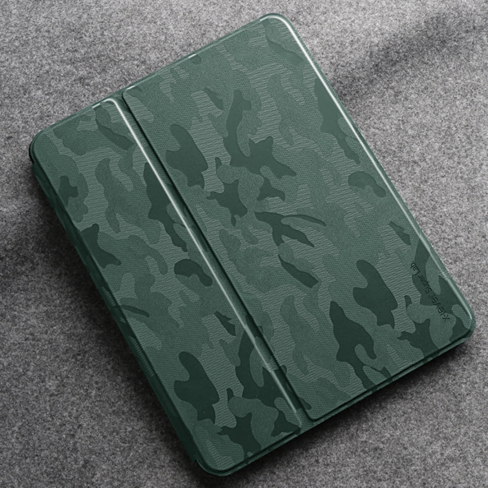 Dteck for iPad Pro 13 Inch Case M5 2025/M4 2024, Built-in Screen Protector, Supports Pencil Pro/(USB-C), Auto Sleep/Wake, PU Leather Stand Protective Cover,Green