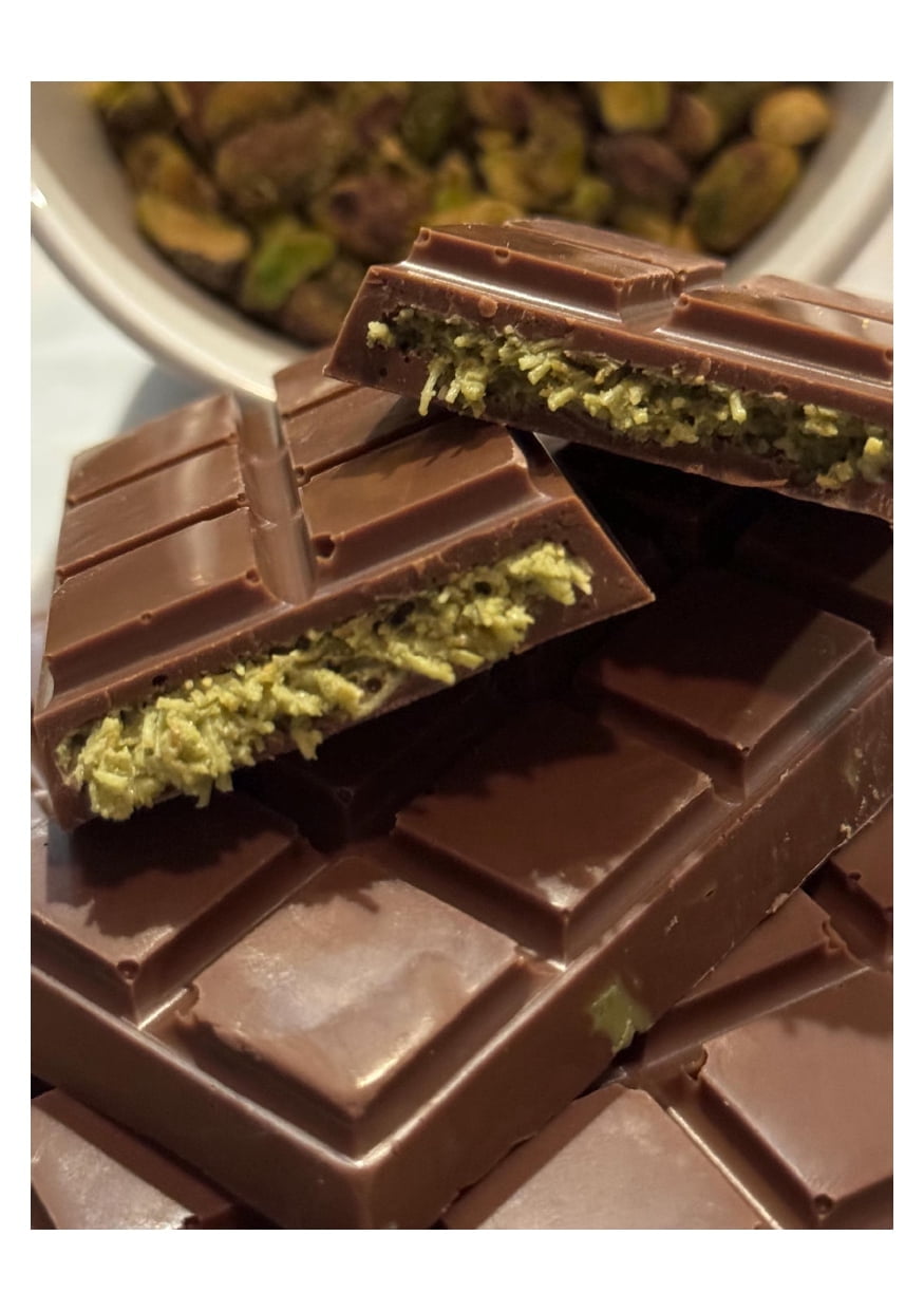 Dubai Chocolate Bar Pistachio - Premium Kadaif Chocolate Gift - Christmas Gift - Holiday Edition (1 Pack -3.5 Oz)