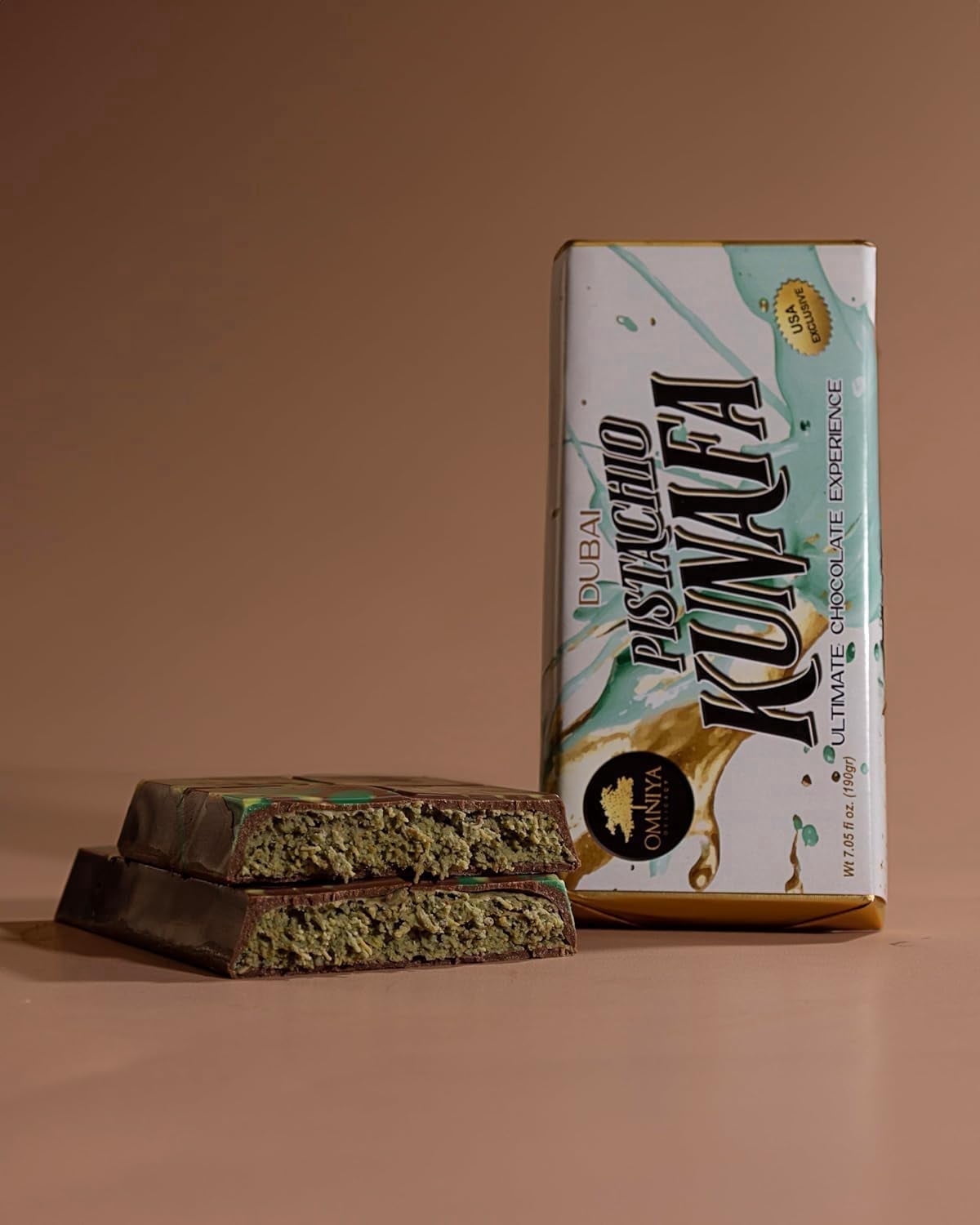 OMNIYA Delicacy Dubai Viral Kunafa Pistachio Milk Chocolate Bar, Crispy, 1 Count, 190g