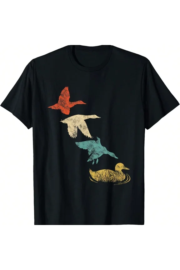Duck Hunting Retro Style Hunt Animal Design Uni T-Shirt