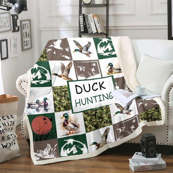 Duck Hunting Throw Blanket Mallard Duck Blanket Fishing and Hunting Themed Fleece Blanket for Kids Boys Girls Wild Animal Flying Duck Fuzzy Blanket Rustic Farmhouse Wild Theme Sherpa Blanket 60"X80"