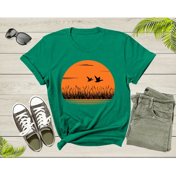 Ducks Flying at Sunset Over Sea Beautiful Animal Bird Nature T-Shirt Duck Hunt Lover Gift T Shirt for Men Women Kids Boys Girls Tshirt