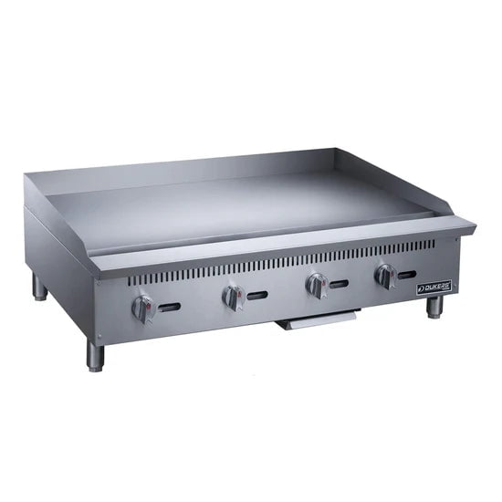 Dukers DCGM48 48" Griddle - 4 Burners