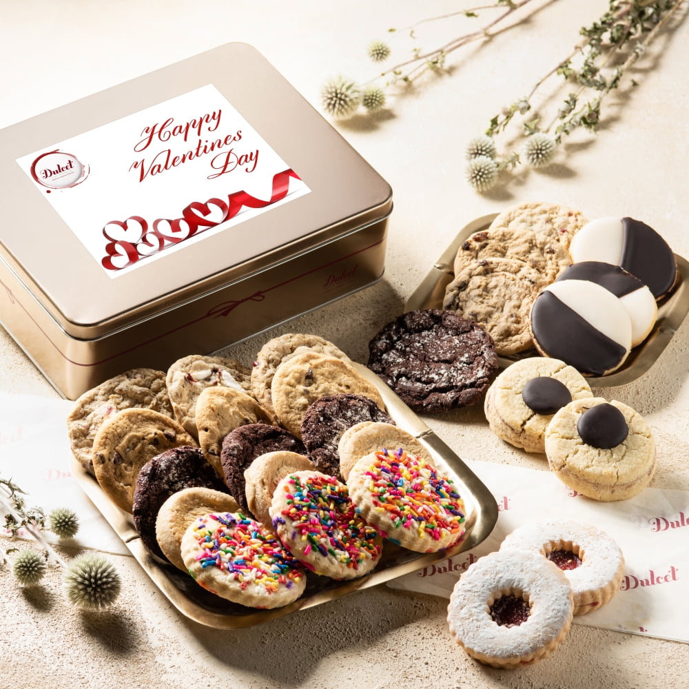 Dulcet Gift Baskets Delightful Cookie Gift Box, Traditional Black & White Sprinkle Cookies