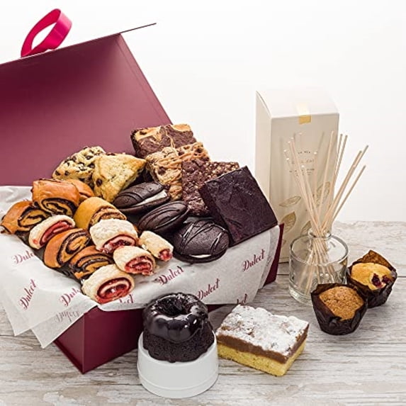 Dulcet Gift Baskets Gourmet Gift Basket With Oil Reed Diffuser - Freshly Baked Treat