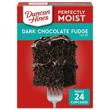 Duncan Hines Dark Chocolate Fudge Cake Mix, Valentine's Day Baking, 15.25 oz.