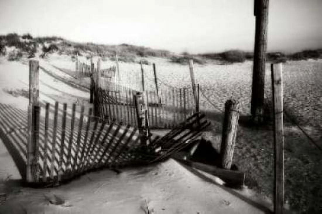 Dunes Fence II Canvas Art - Alan Hausenflock (20 x 28)