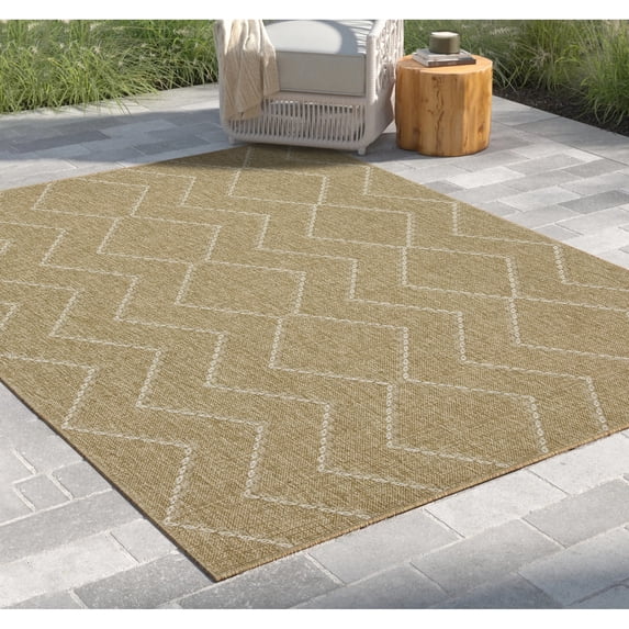 Durable 7x10 Polypropylene Area Rugs Modern Diamond Indoor Outdoor