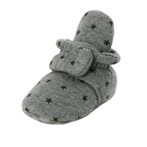Durtebeua Baby Boys Girls Booties with Grippers Stay on Slippers Socks Toddler Crib Winter Shoes for Boys Girls D,6-12 Months