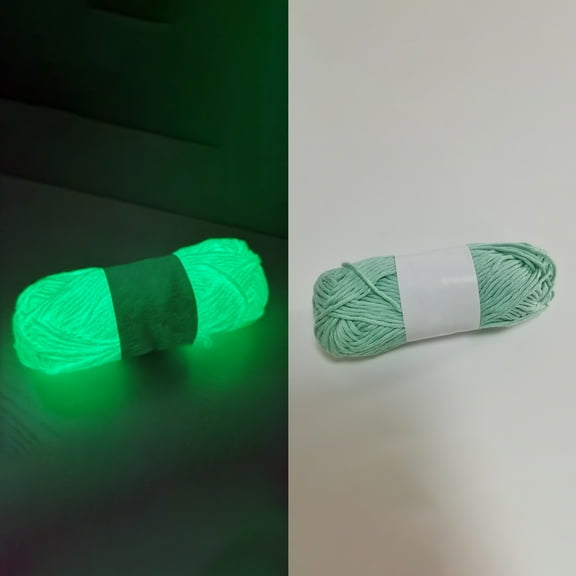 Dusknt Beginner Friendly Glow in the Dark Yarn, Soft Luminous Crocheting Yarn, Rechargeable Night Glow Craft Thread, Creative Diy Material for Handmade Accessories and Gifts, Emerald Green