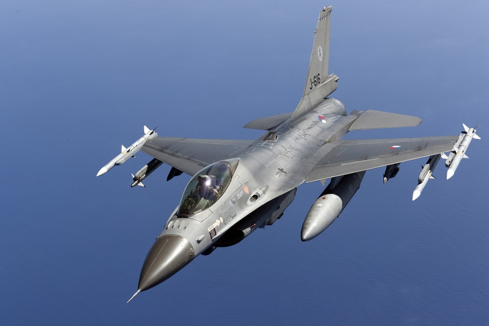 Dutch F-16AM during a combat air patrol sortie over the Mediterranean Sea Canvas Art - Gert KromhoutStocktrek Images (35 x 24)