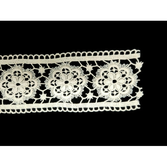 Dutch Lace Off-White 3.75" Wide Venice Cluny Type Lace Insertion Trim Flowers Floral by the Yard (M409.42)