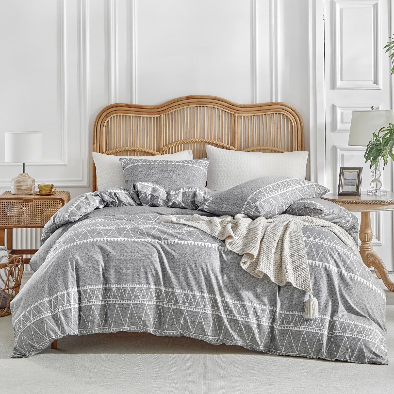 Duvet Cover Queen Size - 3pc Ultra Soft Brushed Grey Bedding Set, Breathable Comforter Cover with Zipper & Secure Ties (1 Duvet Cover 90x90 Inches + 2 Pillow Cases)