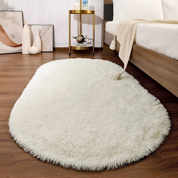 Dwelke Fluffy Rugs for Bedroom,Shag Cute Area Rug for Girls/Boys and Kids Baby Room Home Decor,Oval Indoor Carpet for Nursery Dorm Living Room 2.6'x5.3'Cream White