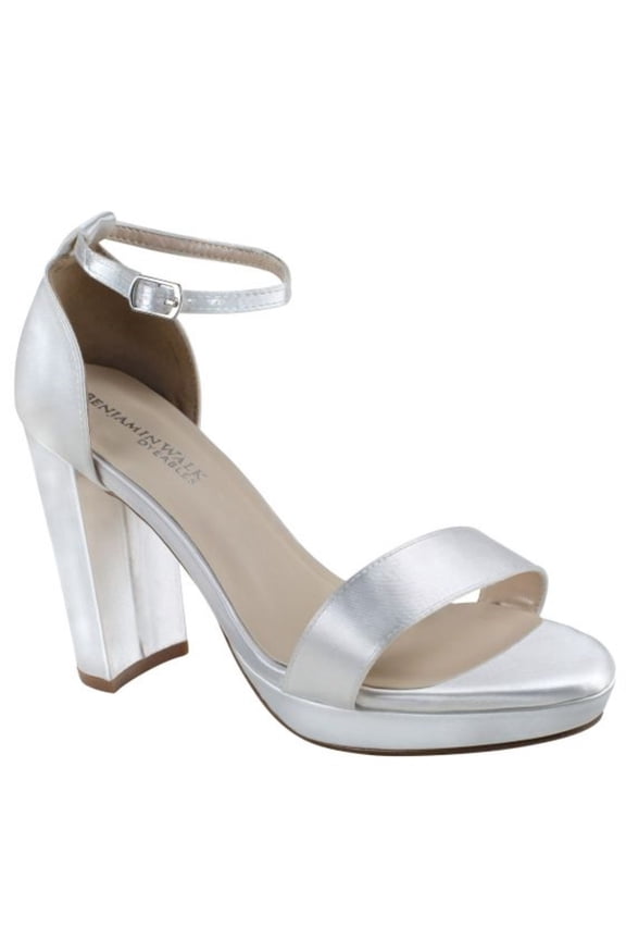 Mia - White / 8.5