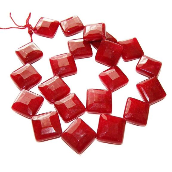 Dyed Faceted Diamond-Shaped Beads 16x16mm Ruby Jade Faceted Diamond-Shaped Beads Genuine Gemstone Natural Jewelry Making
