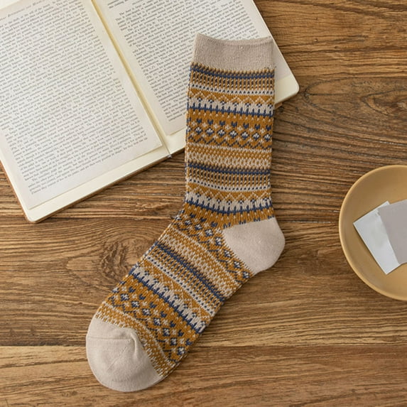 Dyfzdhu Women Fashion Vintage Multicolor Curve Pattern Ethnic Socks