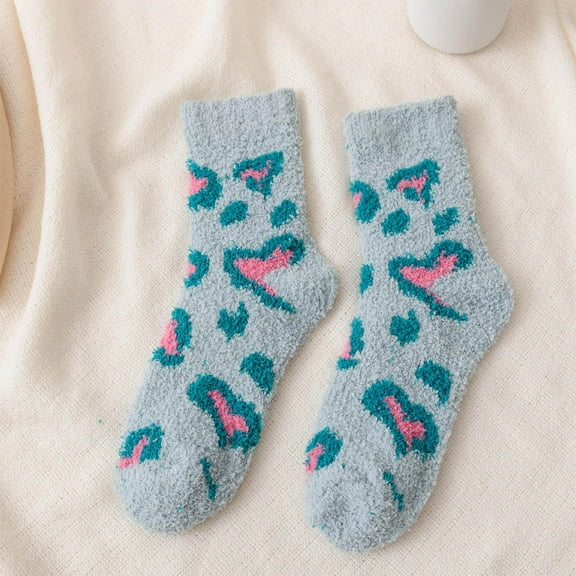 Dyfzdhu Women Fluffy Socks Autumn Winter Thickened Mid Tube Socks Love Heart Print Thermal Crew Socks