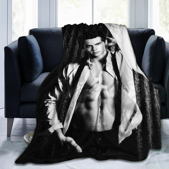 Dylan O''Brien Blanket Anti-pilling Throw Blanket Plush Blanket Lightweight & Ultra-soft, Warm & Comfy Flannel Fleece Blanket for Couch, Bed, Sofa, 40x50