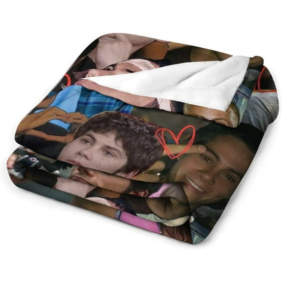 Dylan Rap Star Printed Throw Blanket for Youngsters, Obrien Perfect for Bedrooms, Playrooms and Lounging Spaces30 x40