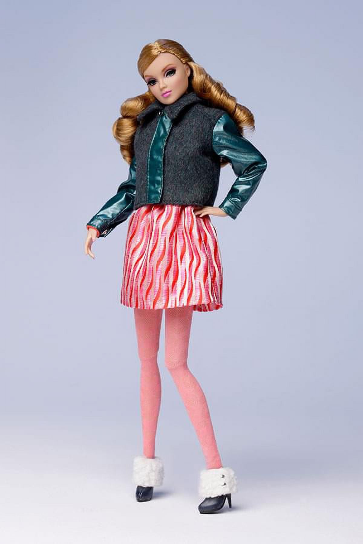 Dynamite Girls London Calling Collection Doll Holland - Walmart.com