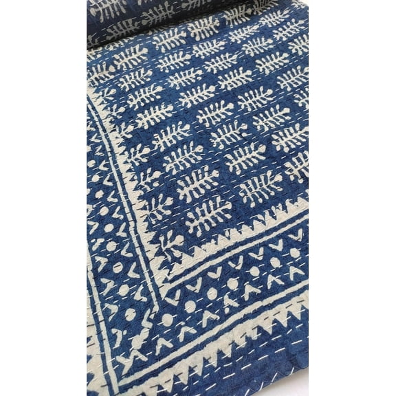A And E Textiles House Handmade Navy Kantha Quilt – Traditional Indian Cotton Quilted Bedspread – Soft, Breathable & Eco-friendly – Available in Twin, Queen & King Sizes