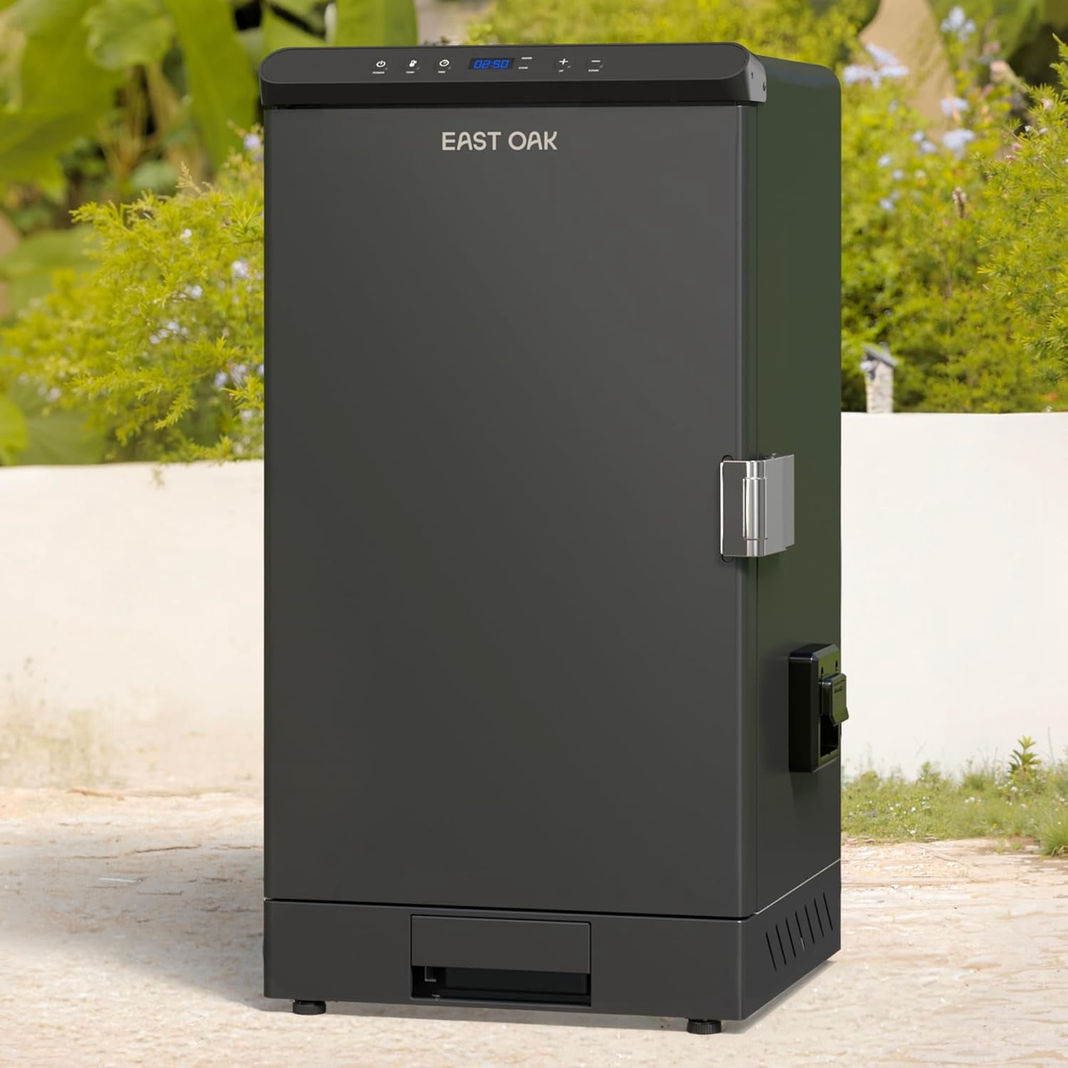 EAST OAK 30 Inch Electric Smoker with Built-In Meat Probe and Wheels, 725 Sq. In. Cooking Area,Black