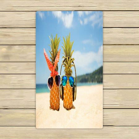 ECZJNT love pineapples Wearing sunglasses Tropical beach Beach Bath Towels Shower Towel For Home Outdoor Travel 16x28 Inch