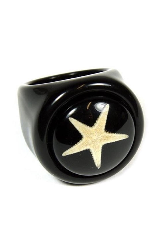 OR011-7 Ring  Starfish  Black Ring with Black Background  Size 7