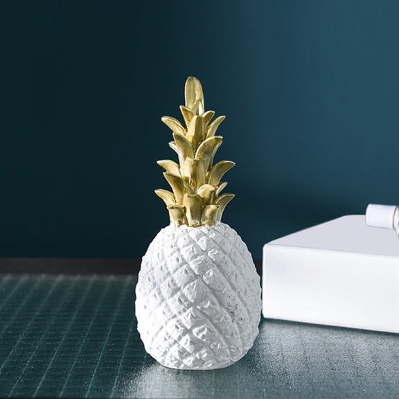 EDHITNR Golden Pineapple Ornament Modern Living Room Wine Cabinet Showpiece, Resin Desktop Decoration with Handcrafted Coloring for Home Office Shelf Fashion Luxury Tabletop Accent
