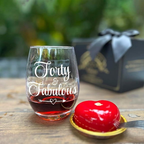 EFEMF-40th Birthday Gifts Women Men - Forty Fabulous Wine Glass Turning 40 Years Old Gift, Happy 40 Years Old Bday Gifts for Friend, Sister, Wife, Husband, Her, Him, Mom, Dad, Best Friends, Aunt