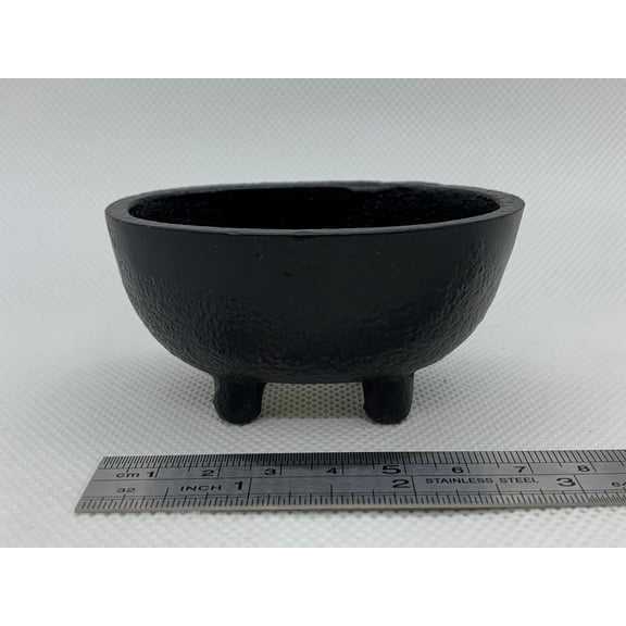 EFEMF-Oval Cast Iron Cauldron, Witches Cauldron, Great for Use with Charcoal Incense, Smudge Sage (Small 3 Inches)