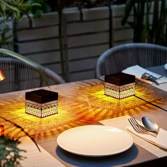 EFEMF-Retro Solar Table Lantern Outdoor Waterproof, Solar Projection Desk Lamp for Courtyard Metal Tabletop Light Desktop Decorative Lamp-Atmosphere Landscape Garden Light (Warm White)