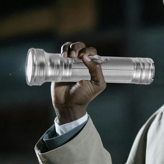 EFEMF-Vintage Metal Flashlight Handheld Portable Outdoor Lighting Old-Fashioned Design Camping Torch Retro Nostalgic Prop