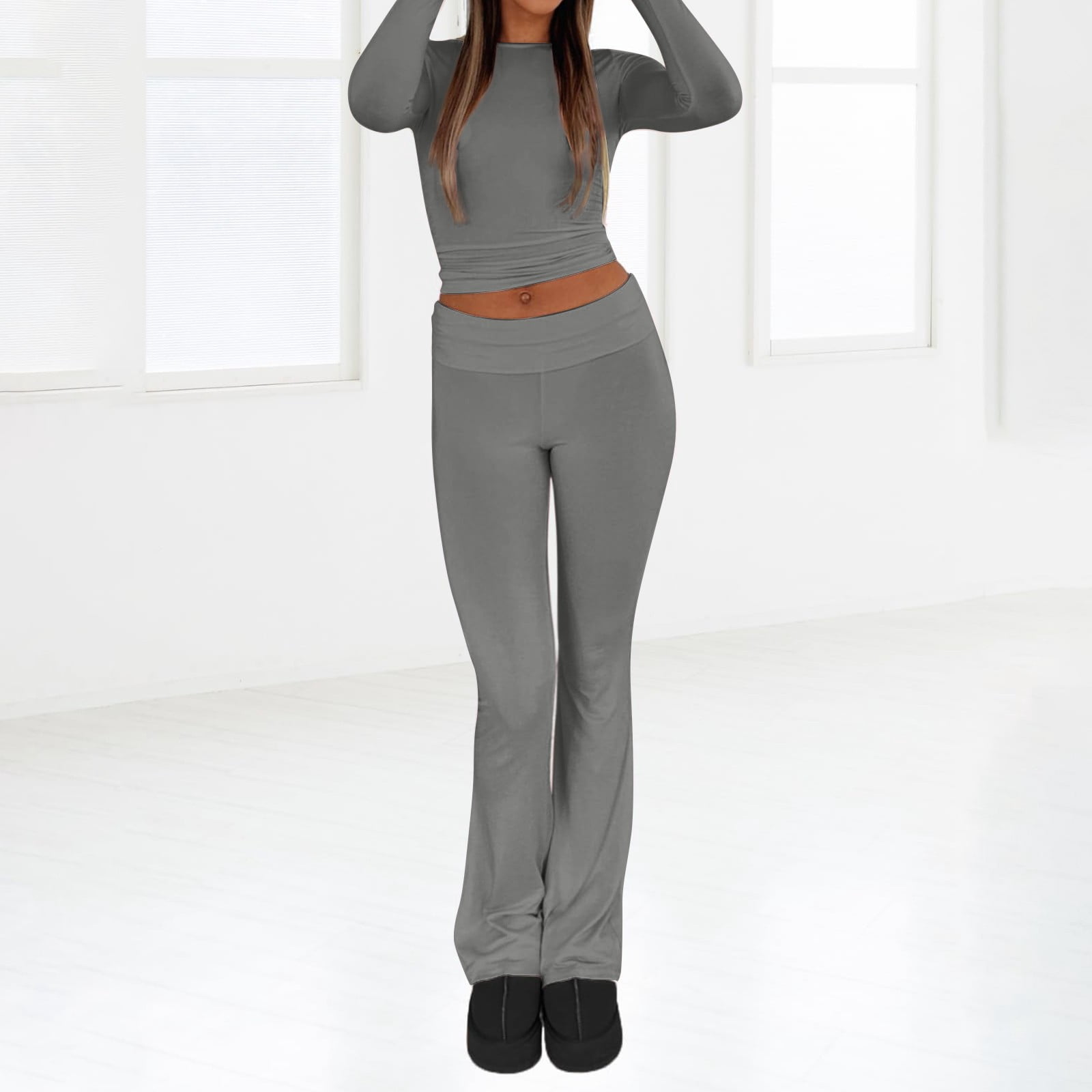 EHTMSAK Women Loungewear Set 2 Piece Y2k Flare Yoga Pants Set Long Sleeve Cropped Top Jersey